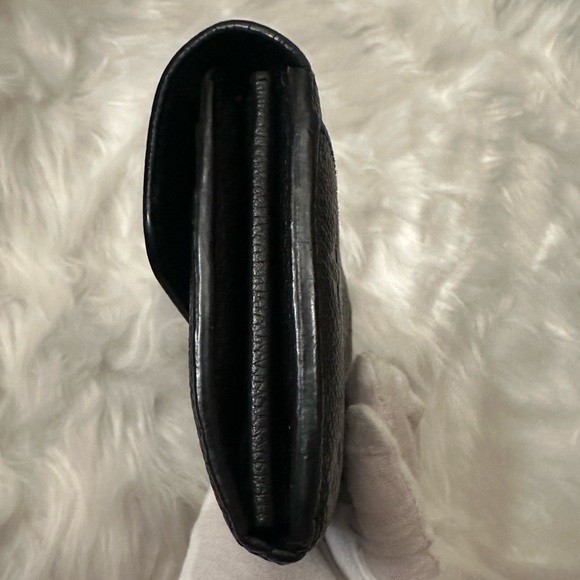 💯 Authentic Louis Vuitton Black Monogram Empreinte Leather Sarah Wallet - Picture 8 of 14